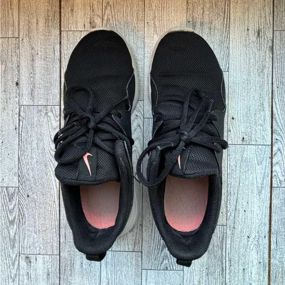 Nike Star Runner 4 Youth Black with Pink Stripe - Picture 6 of 8